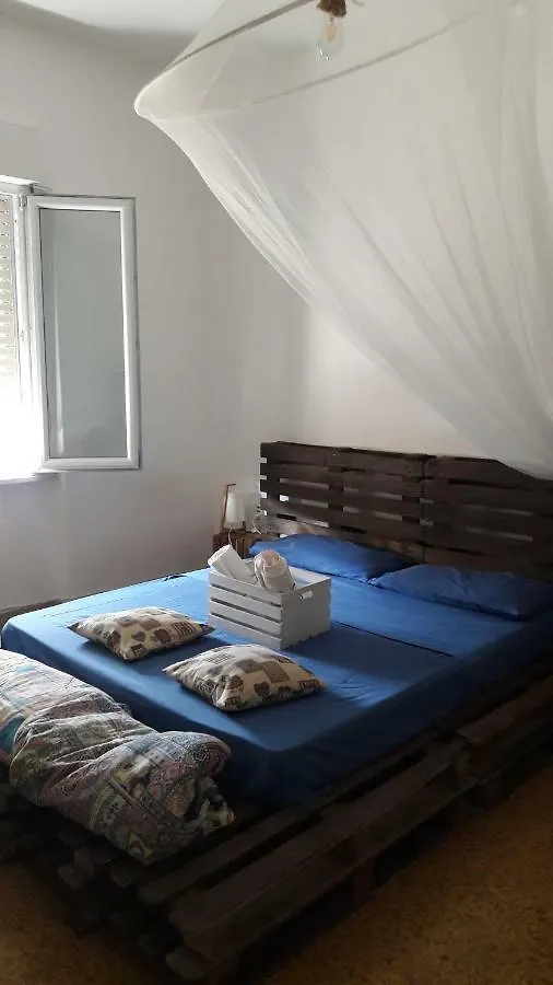 Δωμάτια σε οικογενειακή κατοικία Centrum Rooms Κάλιαρι Ιταλία